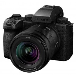 PANASONIC LUMIX S5 IIX + L 20-60MM F/3.5-5.6 S