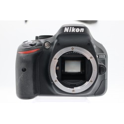 NIKON D5200 BOITIER NU 5052 CLICS OCCASION AIX